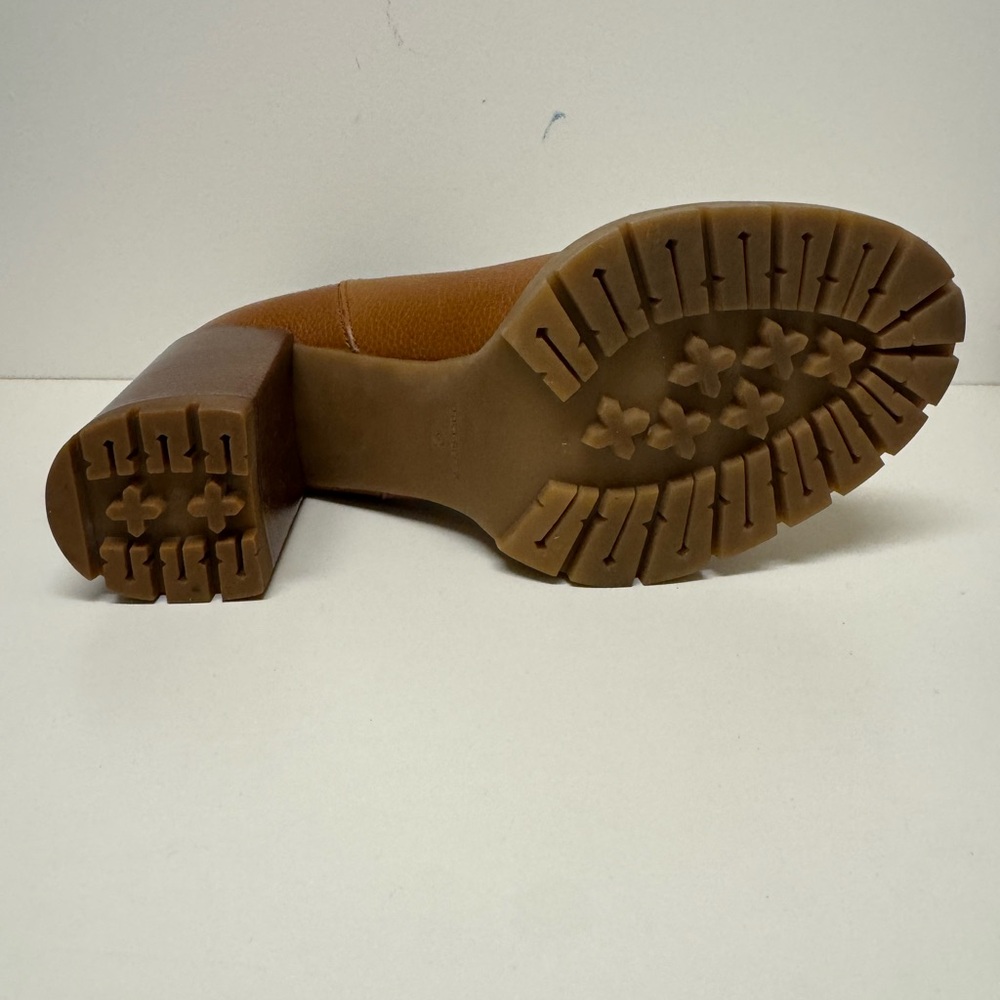 Tory Burch CARSON LUG SOLE ANKLE BOOT | Size 9.5 - Picture 12 of 15